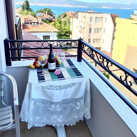 Briz Πανσιόν 4*